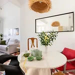 Centrico Y Luminoso Apartamento