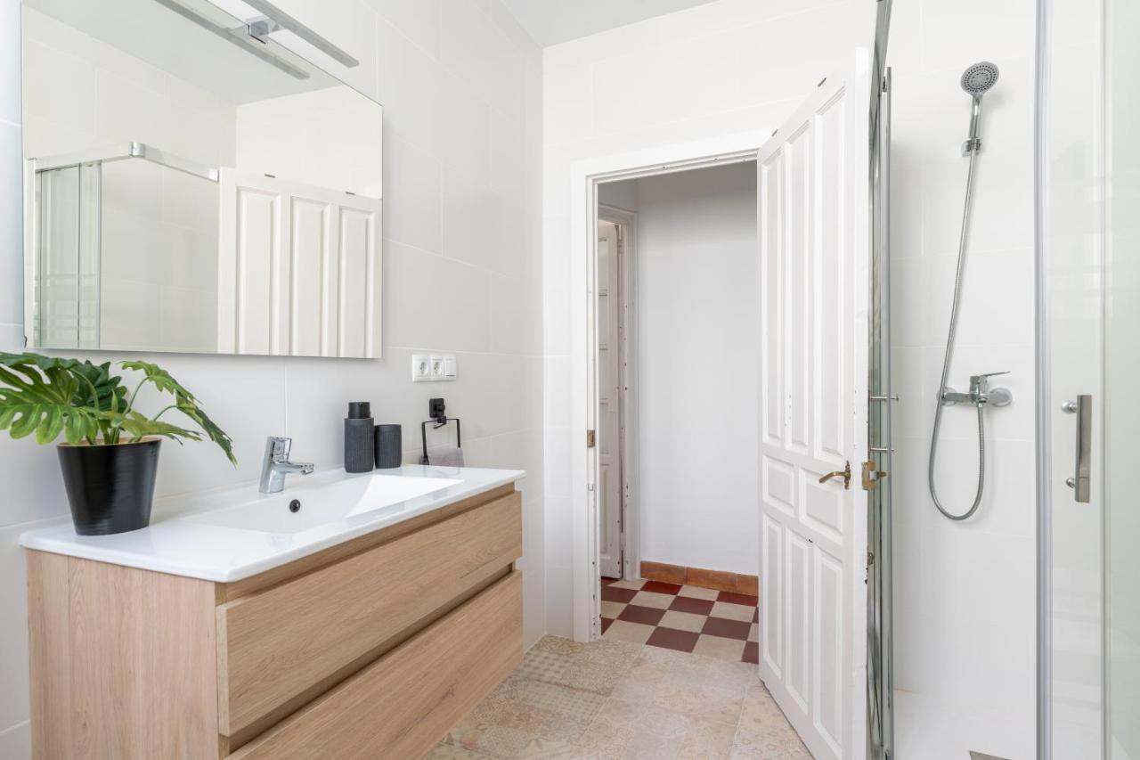 Centrico Y Luminoso Apartamento Sevilla